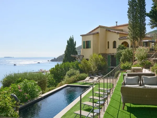 Maison 7 pièces 285 m²