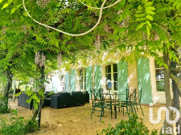 Maison 15 pièces 380 m²