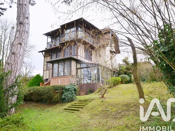 Maison 8 pièces 180 m²