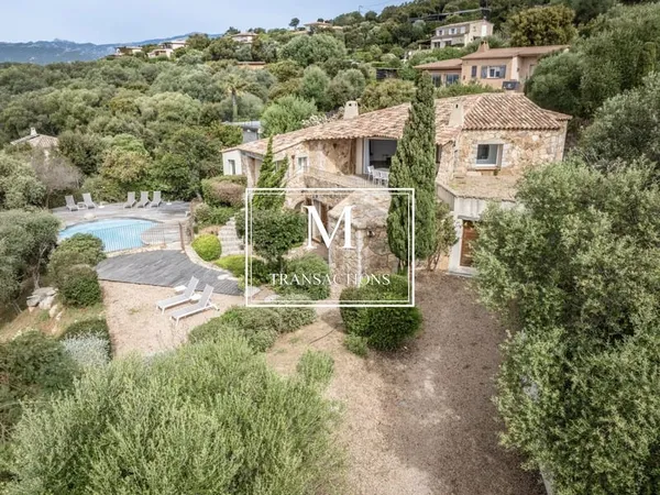 Maison 5 pièces 144 m²