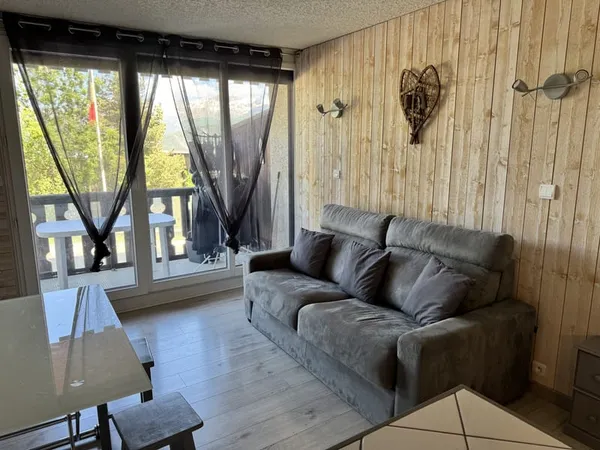 STUDIO + CHAMBRETTE + COIN MONTAGNE