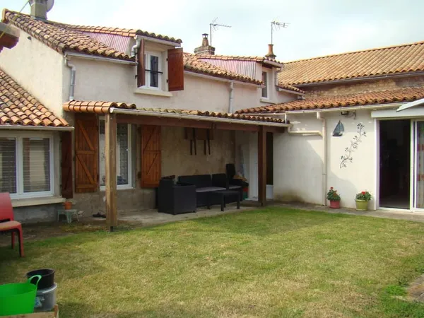 Maison Vente Bouresse 6p 114m² 128000€