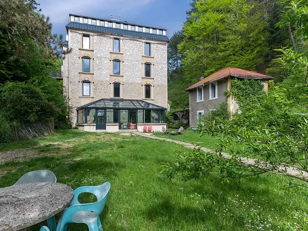 Maison 17 pièces 467 m²