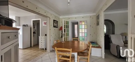 Maison 12 pièces 218 m²