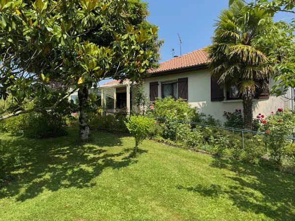 Pavillon avec véranda