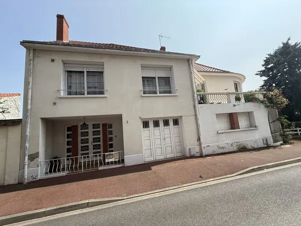 MAISON LAC D'ALLIER 119 m2 JARDIN + GARAGE