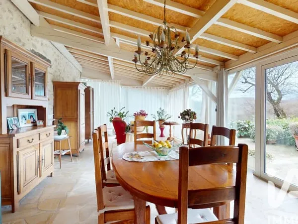 Maison 6 pièces 220 m²