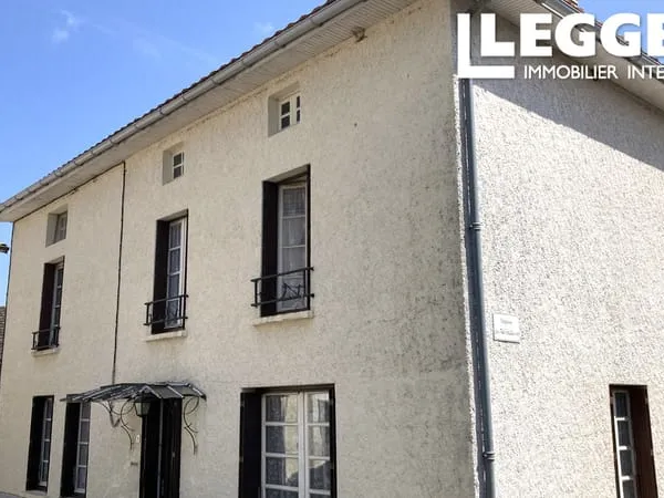 Belle maison meublée de 4 chambres au coeur du village