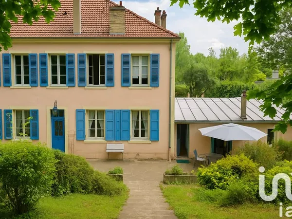 Maison 9 pièces 209 m²