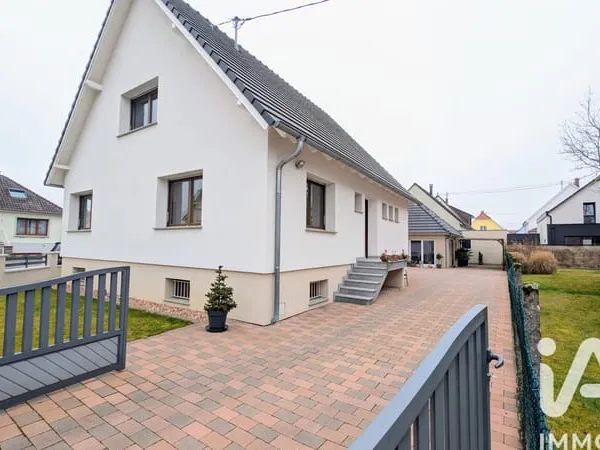 Maison 6 pièces 235 m²