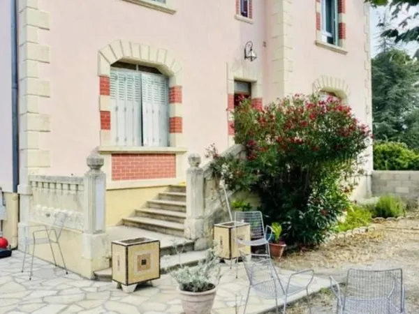 Maison Vente Violès 8p 160m² 290000€