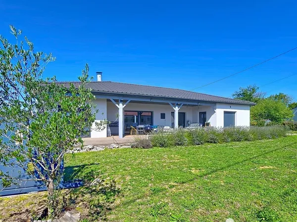 Maison 6 pièces 150 m²
