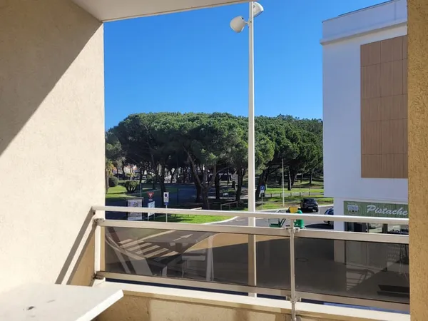 Studio - 1er étage avec ascenseur - LA PALMYRE CENTRE