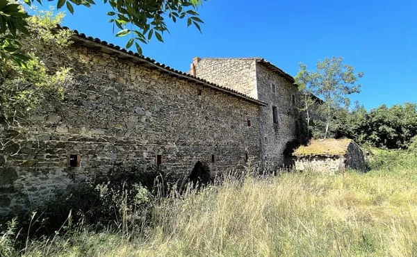 Maison 1 pièce 420 m²