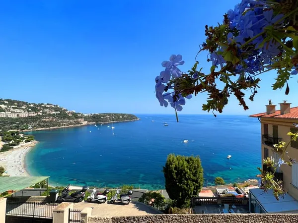 Maison 8 pièces 499 m²