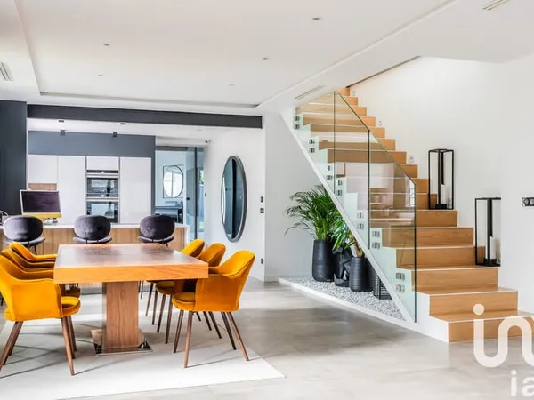 Maison 5 pièces 170 m²