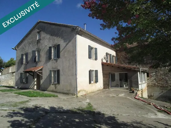 Maison 8 pièces 250 m²