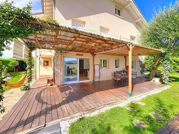 Appartement T4 bis 116 m² en rez-de-jardin à Messery