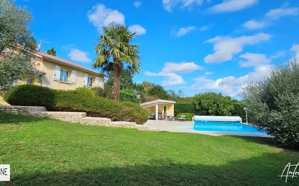 Vends Brignais (69530) très belle Villa avec piscine et jardin