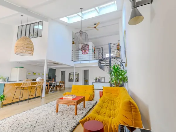 Maison d'exception 10 pièce(s) 370 m2