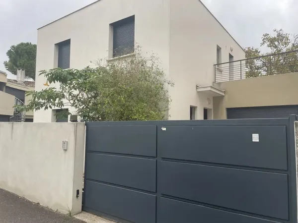 Maison 6 pièces 130 m²