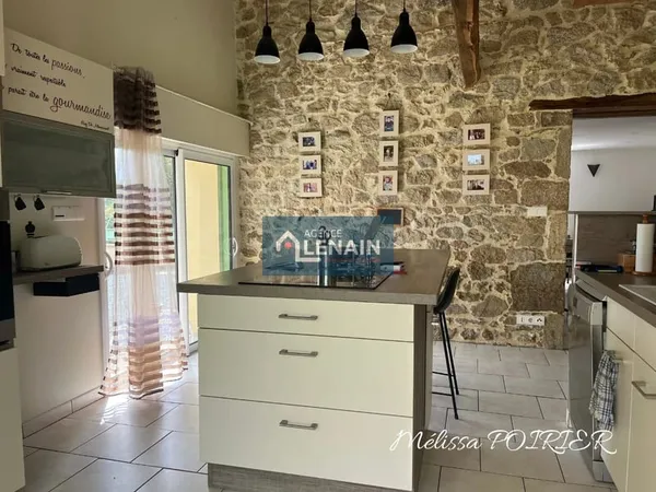 Maison familiale avec seconde maison à rénover