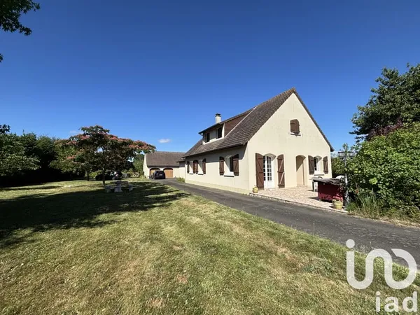 Maison 8 pièces 196 m²