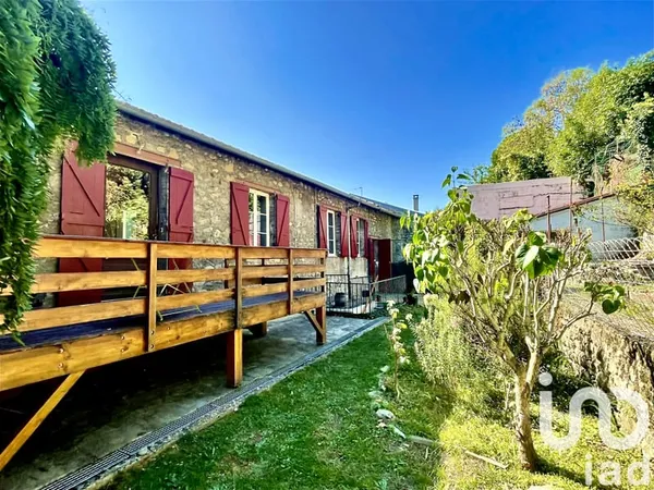 Maison 8 pièces 197 m²