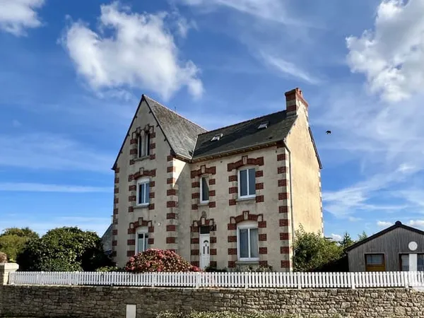 Maison 10 pièces 186 m²