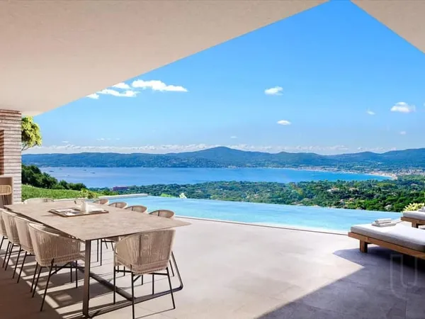 5 chambres - Villa - Var - À vendre - MZiSM193