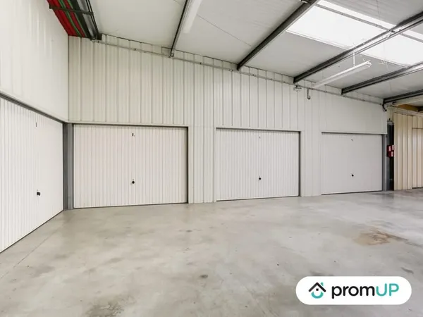 Local 1460 m²