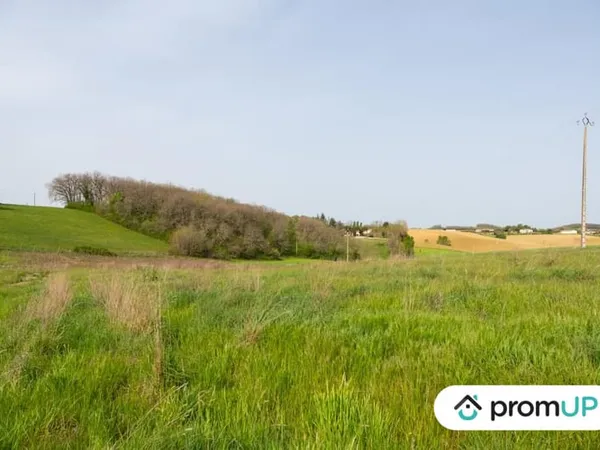 Terrain 17476 m²