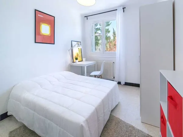 Confortable chambre individuelle