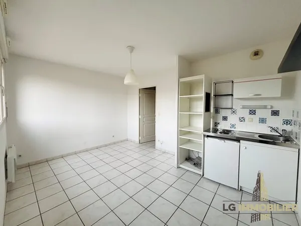 Studio 1 pièce 22 m²