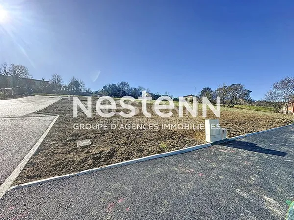 Terrain 842 m²