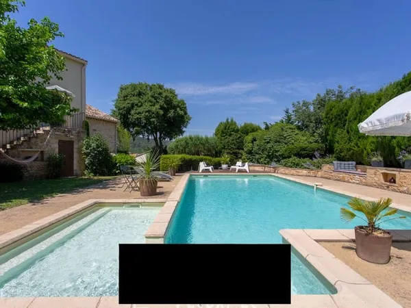 Maison 8 pièces 259 m² 