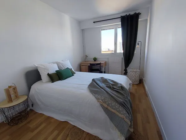 Appartement Location Paris 15e Arrondissement 4p 19m² 980€