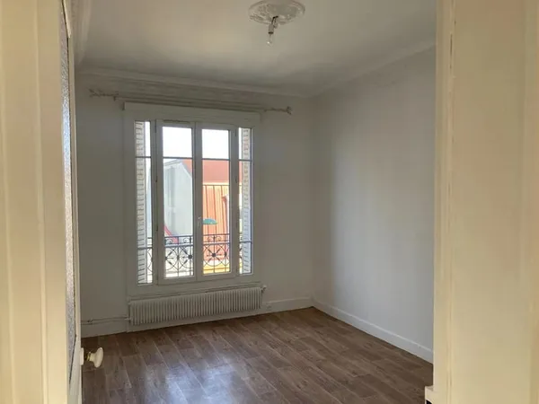 superbe 2 pièces de 36 m² style parisien dans immeuble ancien pl 