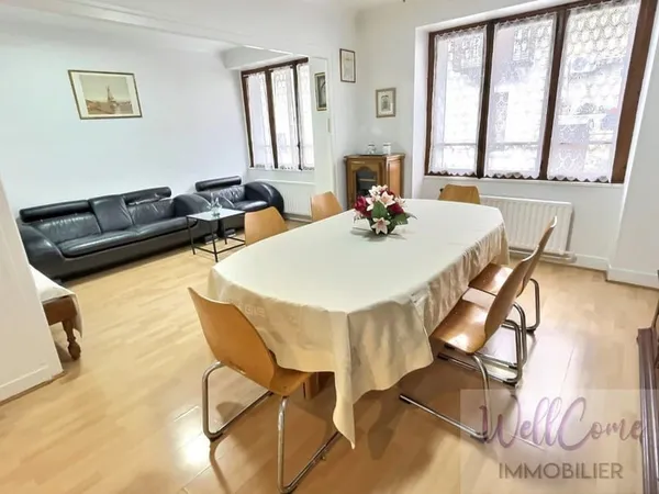 Combles aménagés 11 pièces 250 m²