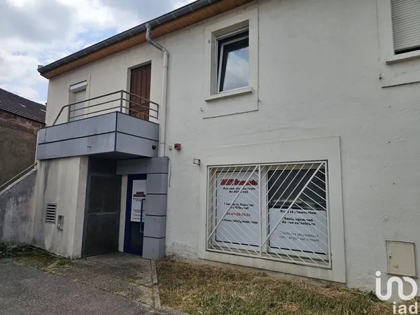 Immeuble commercial 79 m²