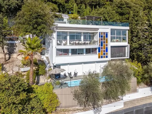 Maison 4 pièces 200 m² 
