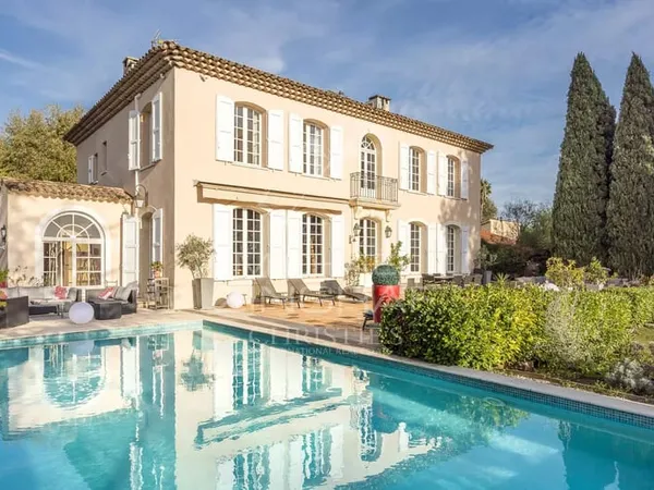 Co-exclusivité: Bastide Aixoise d'exception 