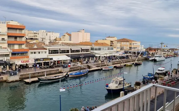 « Appartement cosy au bord du canal Palavas-les-Flots » 