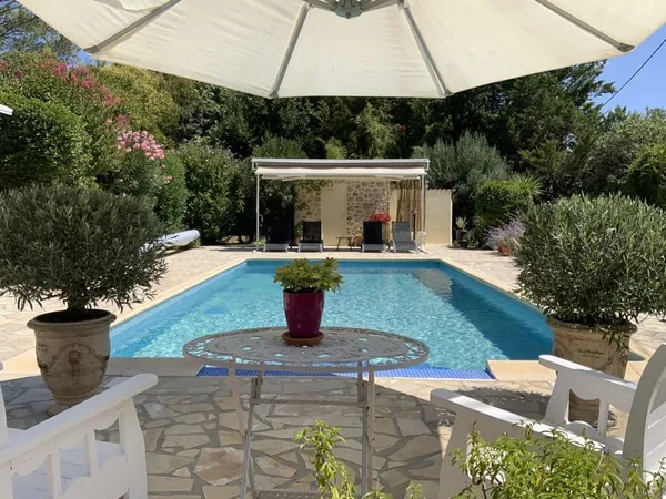 Maison 4 pièces 145 m² 
