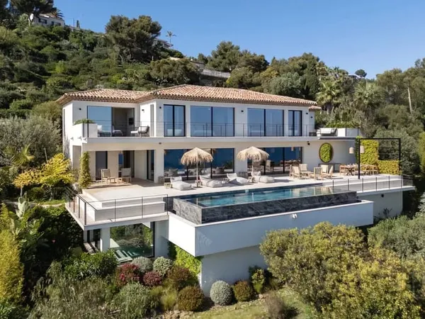 5 chambres - Villa - Var - À vendre - MZiSM170 