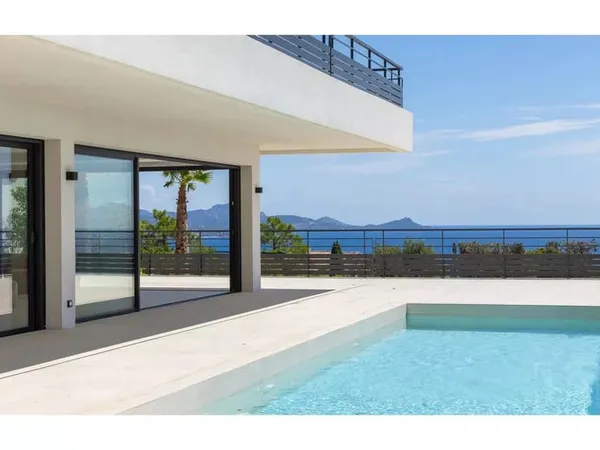 7 chambres - Villa - Var - À vendre - MZiSM181 