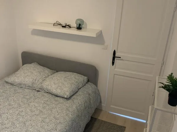 Appartement Location Paris 3e Arrondissement 5p 19m² 1020€