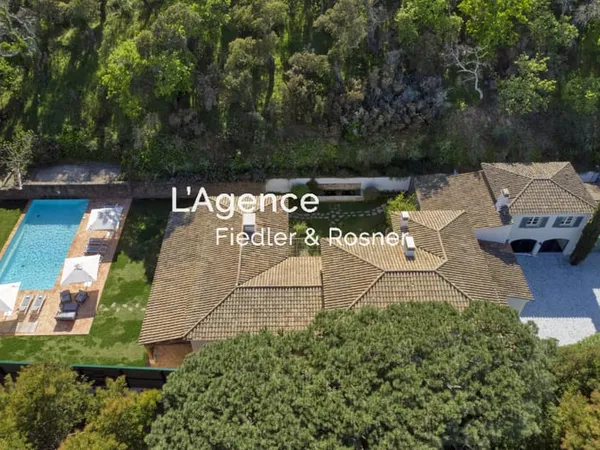 REF 151 : LOCATION - RAMATUELLE - BASTIDE DE CHARME 