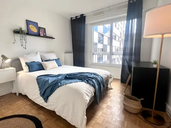 Appartement Location Paris 15e Arrondissement 6p 26m² 1070€