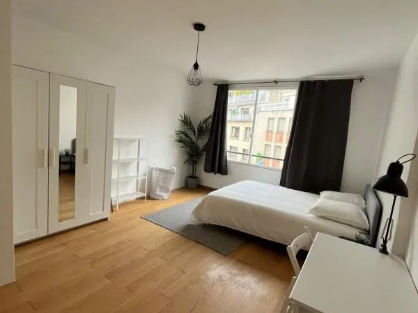 Appartement Location Paris 16e Arrondissement 7p 31m² 1240€